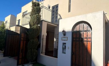 CASA EN RENTA FRACCIONAMIENTO PRIVADO