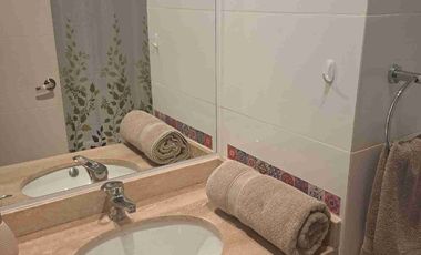 Arriendo Departamento con estacionamiento.Bodega en el corazón de Puerto Varas. Edificio Vita.