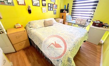 Casa venta 5 dormitorios, quincho, piscina, microbarrio cerrado, Valle lo Campino