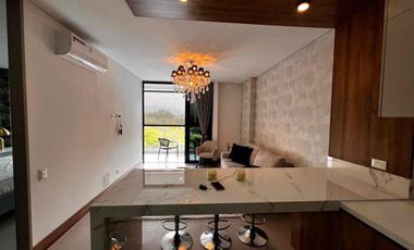 ALQUILER DE HERMOSO APARTAMENTO AMOBLADO - EDIFICIO EN ZENTO 75 - PISO 2.