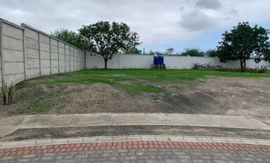 terreno de venta en montecristi golf club