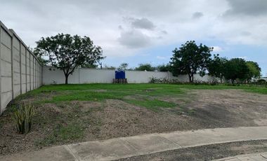 terreno de venta en montecristi golf club