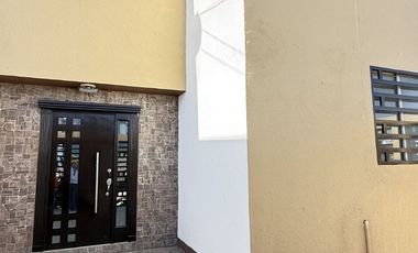 CASA EN ESQUINA EN VENTA 🏡 FRENTE A PARQUE | 3 RECÁMARAS | ÁREA DE ENTRETENIMIENTO