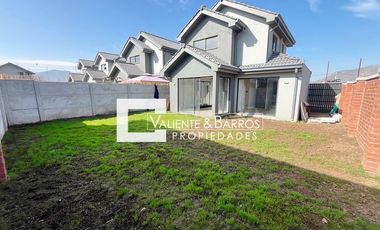 Casa en Arriendo en Condominio Portal de Machalí