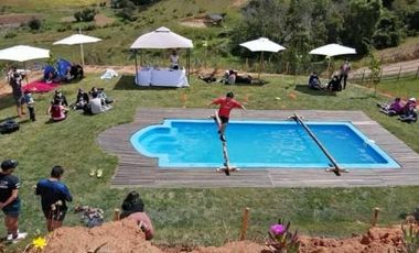 VEN 673 Se vende parcela de 7.200 con dos casas construidas y piscina a 45 minutos de Concepción en Florida