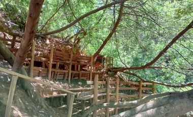 VEN 673 Se vende parcela de 7.200 con dos casas construidas y piscina a 45 minutos de Concepción en Florida