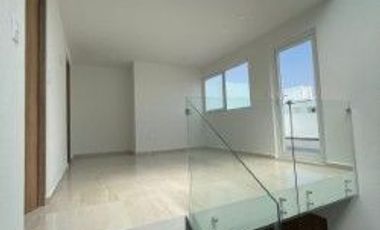 RENTA DE CASA NUEVA EN METEPEC