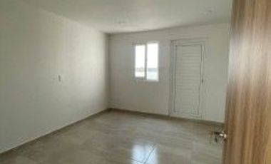 RENTA DE CASA NUEVA EN METEPEC