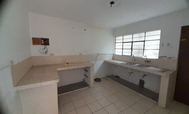 Vendo casa como terreno