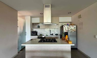 VENTA HERMOSO APARTAMENTO EN LOMA DEL ESCOBERO