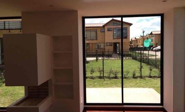 rento hermosa casa cajica