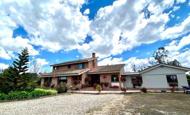 CASA CAMPO MOSQUERA -CLUB LOS PINOS