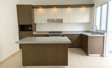 RENTA DE CASA EN VILLAS DE LA CANTERA