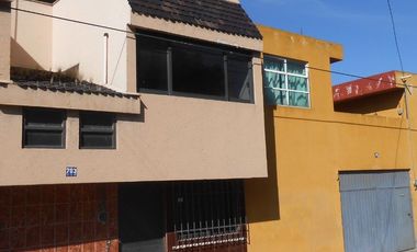 Casita de 3 niveles en venta Col. 16 de Septiembre Norte, Puebla.