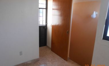 Casita de 3 niveles en venta Col. 16 de Septiembre Norte, Puebla.