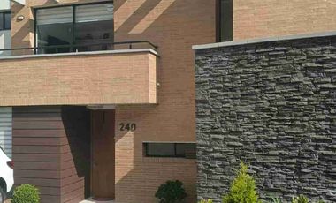 VENDO CASA CAMPESTRE CAJICA