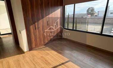 SE RENTA CASA CON 3 RECÁMARAS SIN MUEBLES EN APIZACO, TLAXCALA