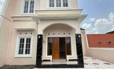 RUMAH 2 LANTAI DENGAN HARGA MURAH DALAM CLUSTER DI JALAN WONOSARI KM 8 POTORONO