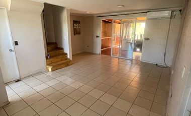 Venta casa de 2 pisos lugar muy tranquilo.