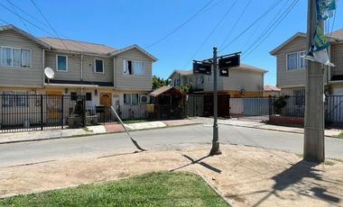 Venta casa de 2 pisos lugar muy tranquilo.