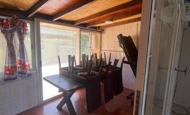 Venta casa de 2 pisos lugar muy tranquilo.