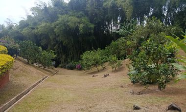 Venta de casa finca a puerta cerrada en la Cumbre Valle del Cauca