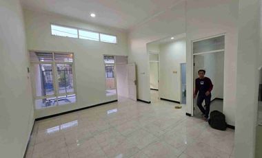 SUDAH RENOV TOTAL Rumah Siap Huni Grand Royal Regency Wage Taman Sidoarjo Luas 97 Meter