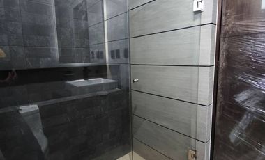 VENTA DE CASA NUEVA EN VILANOVA RANCHO SANTA MONICA AL SUR