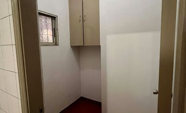 4 Storeys Mixed Used Commercial & Residential Building with Roof Deck for Lease
