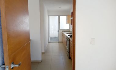 CASA EN VENTA EN SENDEROS DE MONTE VERDE 105 COTO 3 RECAMARA CON BAÑO AMPLIA