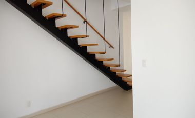 CASA EN VENTA EN SENDEROS DE MONTE VERDE 105 COTO 3 RECAMARA CON BAÑO AMPLIA