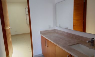 CASA EN VENTA EN SENDEROS DE MONTE VERDE 105 COTO 3 RECAMARA CON BAÑO AMPLIA