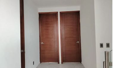 CASA EN VENTA FRACC SENDEROS MONTEVERDE 3 RECAMARAS CADA UNA CON SU BAÑO, ROOF GARDEN DENTRO DE COTO CON ALBERCA