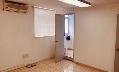 Renta Piso completo de oficinas, Juárez Napoles 59, con estacionamientos y cocina