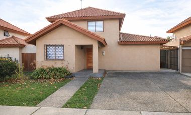 Vende Casa Hacienda Quilamapu