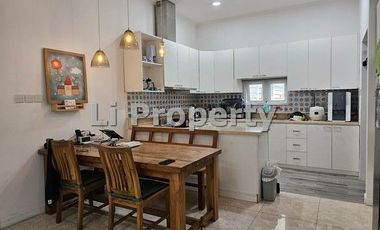 Salatiga, Dekat Mountainview School, Furnished, Siap Huni, Jawa Tengah
