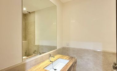 Sewa 4+1 BR Apartemen Pakubuwono Signature