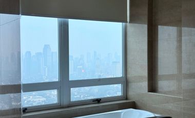 Sewa 4+1 BR Apartemen Pakubuwono Signature