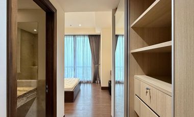 Sewa 4+1 BR Apartemen Pakubuwono Signature
