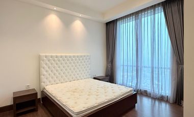 Sewa 4+1 BR Apartemen Pakubuwono Signature