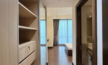 Sewa 4+1 BR Apartemen Pakubuwono Signature