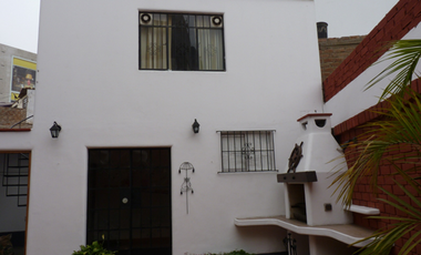 CASA EN ALQUILER: SURCO (LÍMITE MIRAFLORES Y BARRANCO