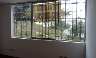 CASA EN ALQUILER: SURCO (LÍMITE MIRAFLORES Y BARRANCO