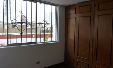 CASA EN ALQUILER: SURCO (LÍMITE MIRAFLORES Y BARRANCO