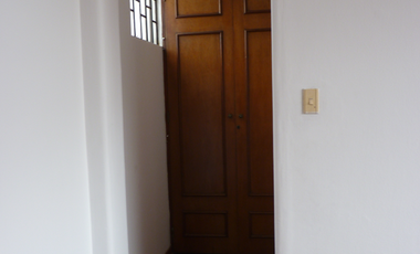 CASA EN ALQUILER: SURCO (LÍMITE MIRAFLORES Y BARRANCO