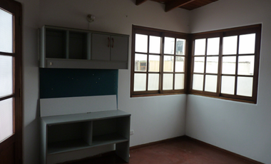 CASA EN ALQUILER: SURCO (LÍMITE MIRAFLORES Y BARRANCO