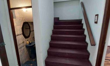 Se vende casa en Surco 200m2 5 dormitorios 2 pisos