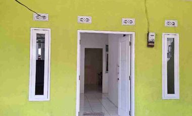 RUMAH KONTRAKAN 11 MENIT KE KAMPUS STT TELKOM BUAH BATU