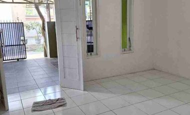 RUMAH KONTRAKAN 11 MENIT KE KAMPUS STT TELKOM BUAH BATU