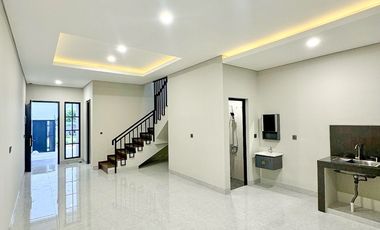 Rumah Baru Meruya Jakarta Barat